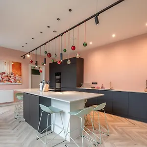 Cezar - Big House At The Center Of - Free Parking Villa